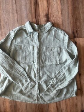 Vineyard Vines Sage Green Button-Up Shirt